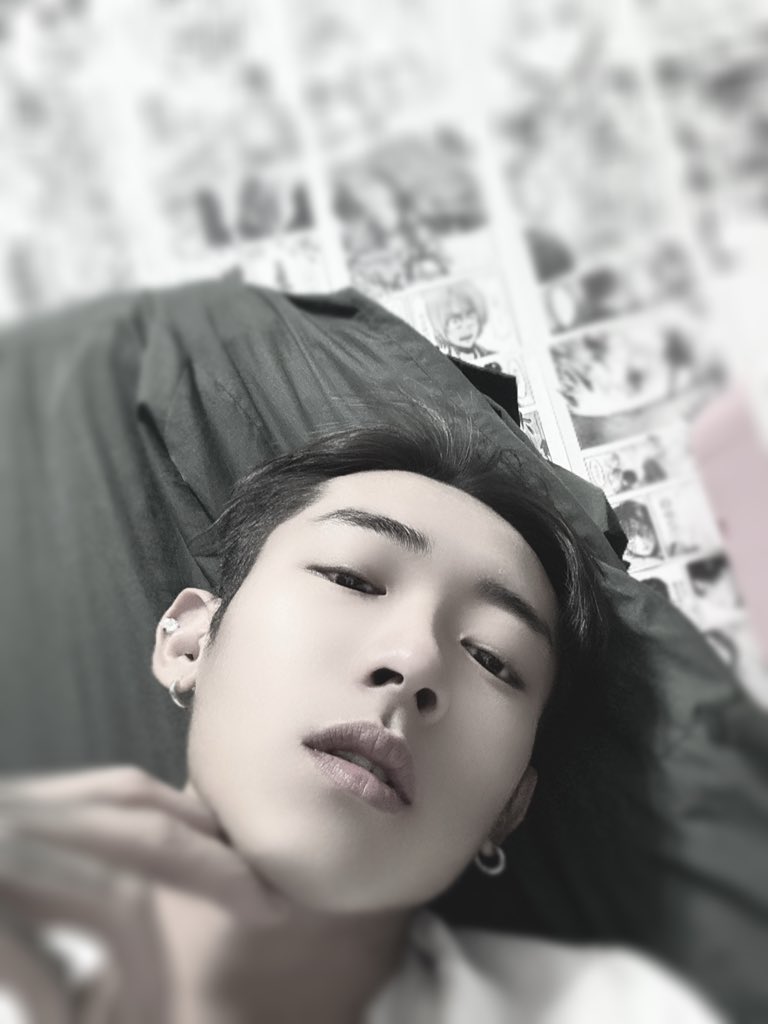 thxroger's tweet photo. 跟今年告別，留給自己一張照片📷 https://t.co/IxkFcDN49D