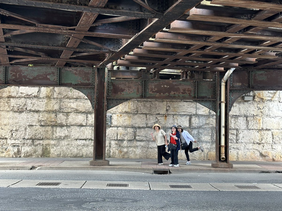 お久しぶりです🥰
今日は、紅白歌合戦で、藤井風くんが｢満ちてゆく｣歌うってことで、紅白歌合戦までに！って思っていた｢満ちてゆく｣のNewYorロケ地巡りの動画、雑にですが💦
作ってみました(*´︶`*)❤
 改めて、来年はどうぞよろしくお願いします。

youtu.be/OKOwRu85itI?si…