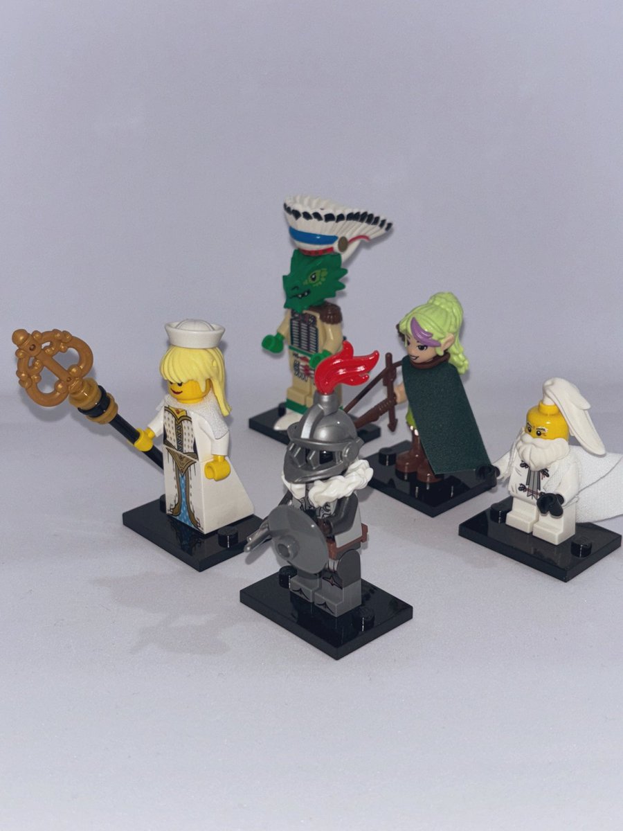 volonte0083's tweet photo. 色々パーツを新調したのでゴブスレさん一行の装備替えをしてみた。
#レゴ #LEGO #ゴブリンスレイヤー #ゴブスレ #goblinslayer https://t.co/Ldti5ulii1
