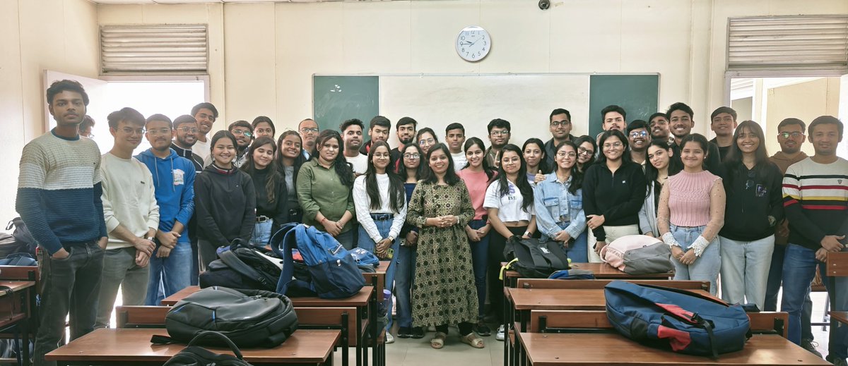 Isha Gupta (@igupta_econ) on Twitter photo 📢As the semester concludes, I am thrilled to reflect on the incredible experience of teaching the specialized course "Econ Growth & Business Cycles" to final-year Economics students at <a href="/UnivofDelhi/">University of Delhi</a>! This course explores some of the most critical concepts in macro! #econtwitter 📢As the semester concludes, I am thrilled to reflect on the incredible experience of teaching the specialized course "Econ Growth & Business Cycles" to final-year Economics students at <a href="/UnivofDelhi/">University of Delhi</a>! This course explores some of the most critical concepts in macro! #econtwitter