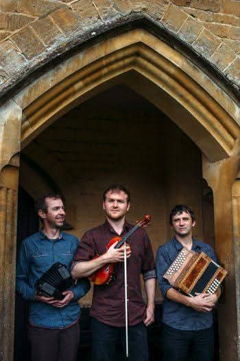 SoundBox27_Rose's tweet photo. We've been honoured to have hosted great gigs in 2024 - here's to 2025! Beginning with March-May #SpringThing concert series. Tix up now for #mirandaSykes & @jimcausley, @KrisDrever & @ChrisStoutMusic, @VisionsofAlbion, @LeveretBand #jonwilks
at https://t.co/bFtf45wpDX https://t.co/7QUqTS7L6a