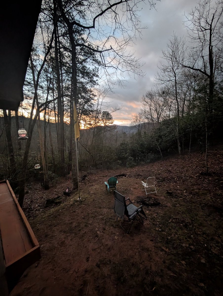 Last morning of the year.
Best wishes for the New Year.
Stick a fork in the last one, it's done.
From western, NC.