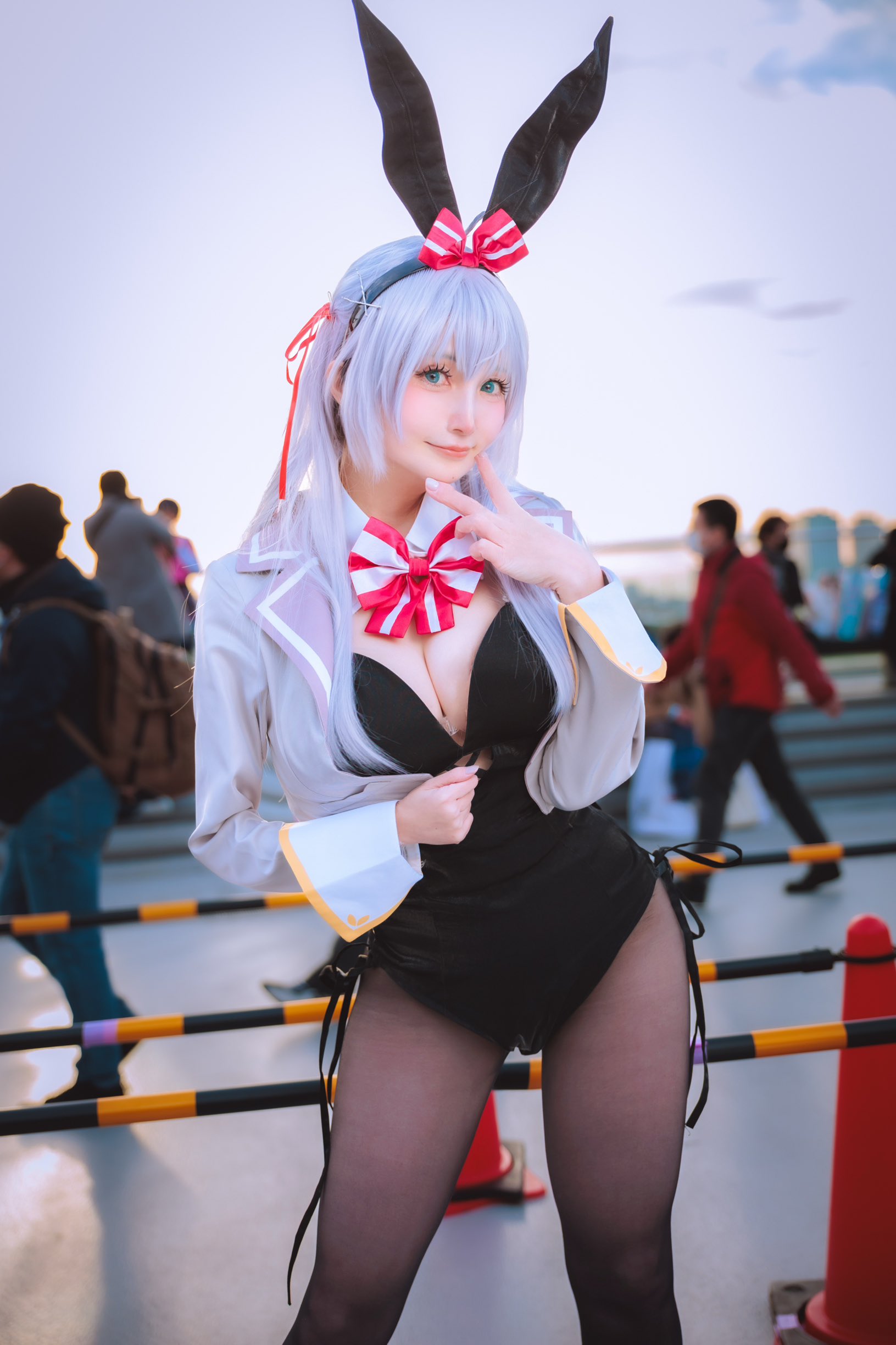 ロシデレ 周防有希 描き下ろし等身大タペストリー バニーガール ポップアップ 31OHgxTaj9L._UF350,350_QL50_.jpg