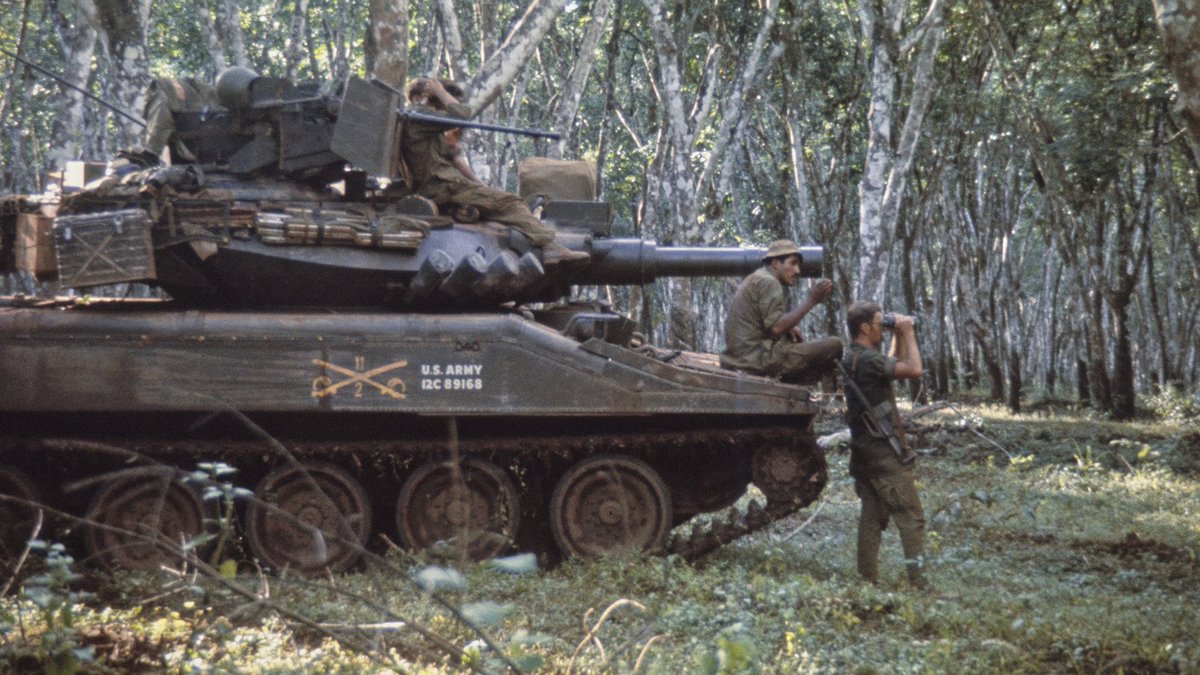 joeblillib4090's tweet photo. I love how the Sheridan looks, no one else can tell me otherwise,  i might make this my backround tbh https://t.co/3YLEfVvrO0
