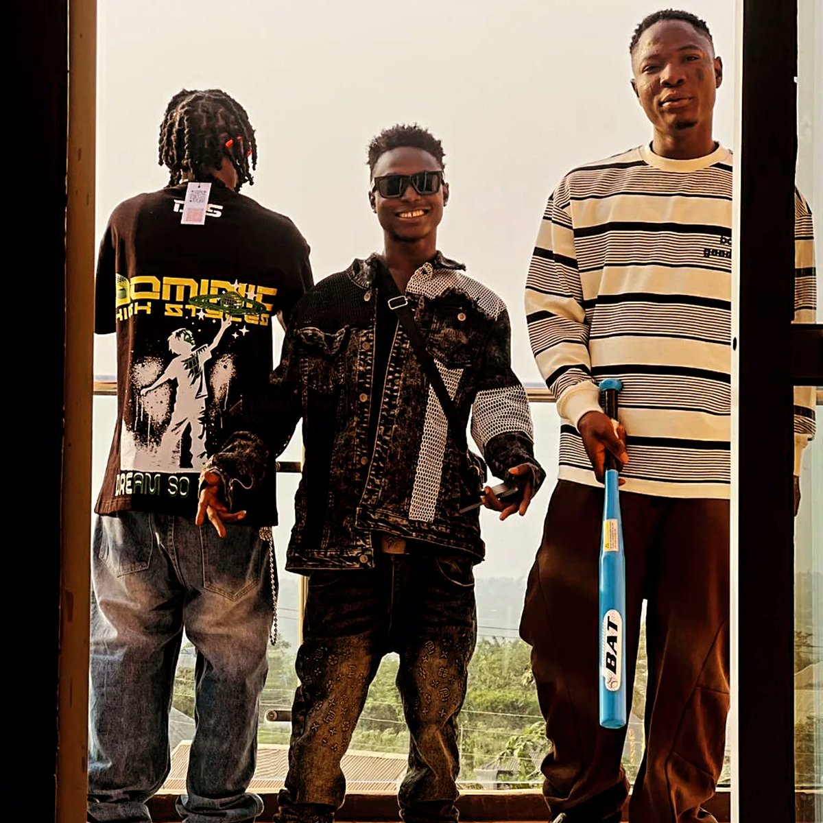 omoboyvibez's tweet image. Dem say e no easy, but e go easy cos God never change and He&apos;s never too busy. 
GOD NEVER FAIL. 💯🦅👌📖🙌✨💯💯💯💯 💯

HAPPY NEW YEAR 2025 IN ADVANCE ❤️ 

#omoboyvibez 👌
#godneverchanges📖🙌✨💯💯💯💯 💯
#godneverfails 🔥