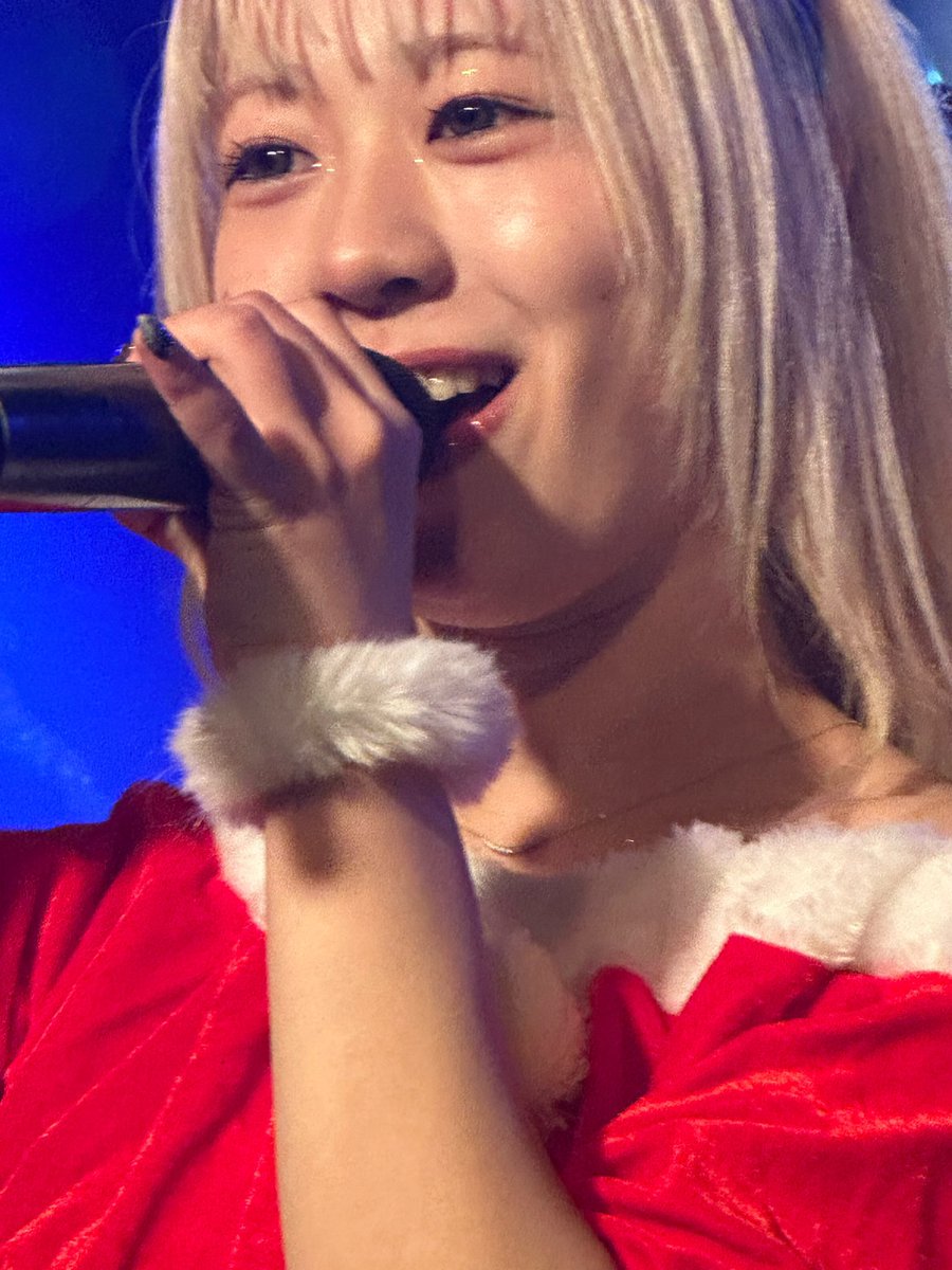 show_Model_'s tweet photo. 12/24 アイタイムセン Vol.63
場所:Pollux Theater
Hi-Fi GiRLs PROJECT osaka
ゆあ×Una
5日連続6LIVEお疲れ様😆
#HiFi大阪 #対バン #アイタイムセン #Vol63 #XmasEve #5日連続LIVE #サンタコス https://t.co/5kdA2x371B
