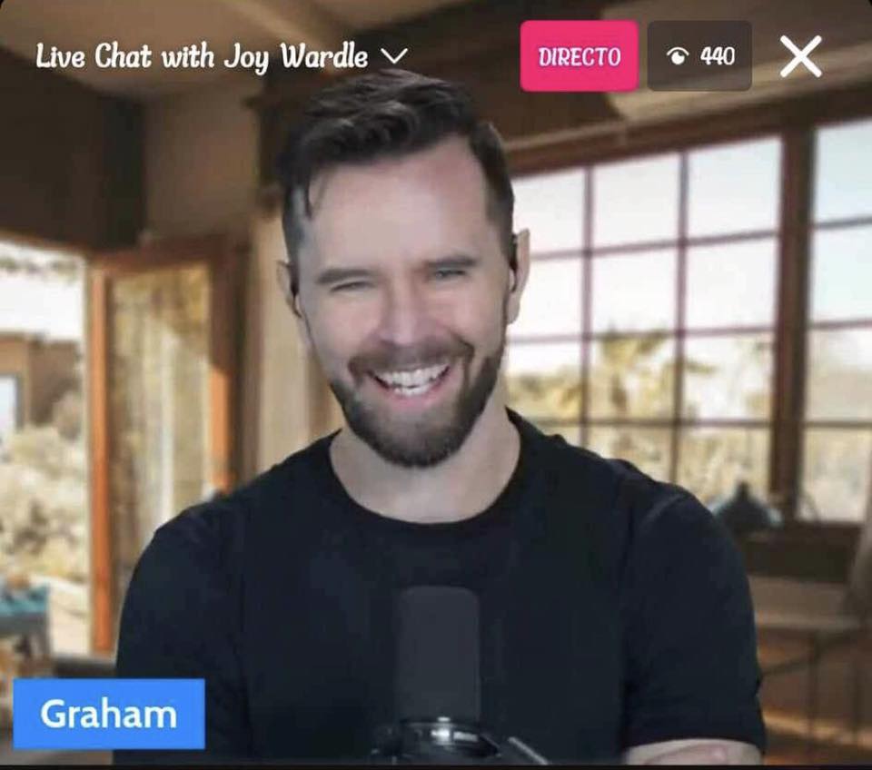 CendonMabel's tweet photo. #TuesdayGraham Good day @GrahamWardle. Happy New Year, dear Graham...how many beautiful things you left us in this 2024 that is leaving today. I wish you all the best and that 2025 comes full of blessings and insurmountable projects. God bless you now and always. Congratulations https://t.co/XsHNooAT2X