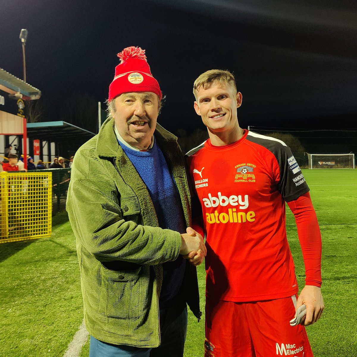AnnaghUnitedFC's tweet photo. 𝗠𝗮𝗻 𝗼𝗳 𝘁𝗵𝗲 𝗠𝗮𝘁𝗰𝗵 ⚽

Our Zio's Man of the Match vs Bangor last evening, was 𝙍𝙮𝙖𝙣 𝙎𝙬𝙖𝙣. 👏🏻

Another brace along with an assist makes it 6 goals for the month of December. 🦢

🔴⚪⚽ https://t.co/c2FoQ13u1K