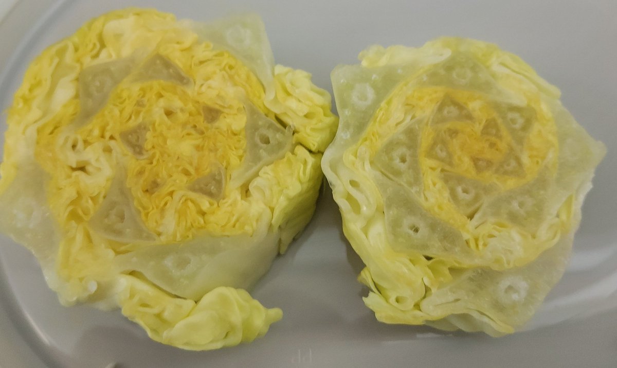 My wife sees the Fibonacci seqence in here? Do you? Mind you, they are "Tudela lettuce hearts", the closest you can be of God as a vegetable!