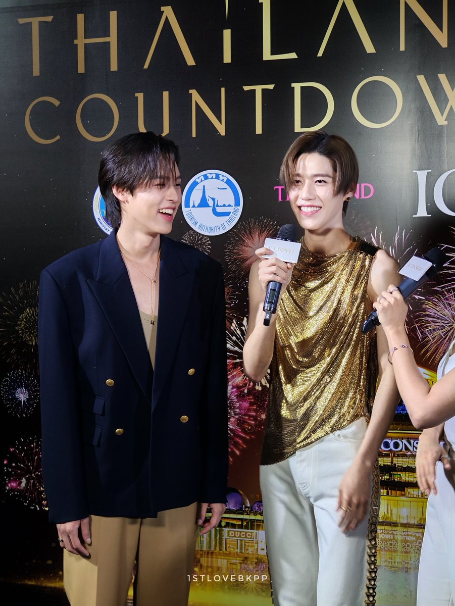 1stloveyunjae's tweet photo. ไม่เอาสีทอง =
#บิวกิ้นพีพีxไอคอนสยาม2025 https://t.co/lxQm0k56ls