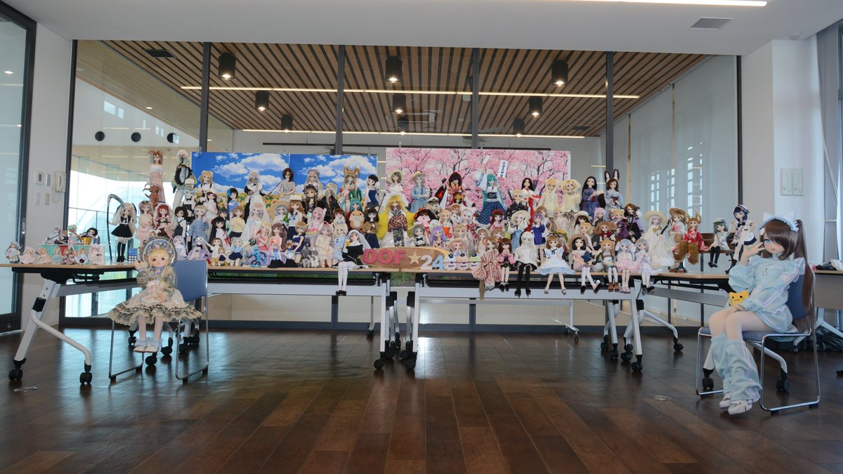 Miko_Teruya's tweet photo. ・個人的には「初近畿外イベント=DOF24in岡山」の開催が非常に転機になったかなと。(出雲遠征はそこの会場見学から生えた為)
・DOF25の集合写真は現状の集大成ながら、来年のDOF26で一気に「形が変わる」と思うので楽しみ。
#倉敷
#美観地区
#DOF24
#DOF25
#粟津稲荷神社
#今年をドールと振り返る2024 https://t.co/fkVmzYw3KM