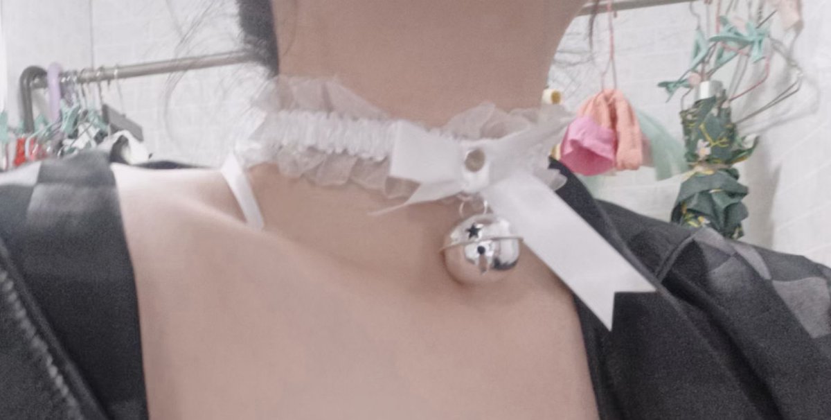 福利姬小美（单纯喜欢做爱）钱来钱来分享的黄推图片2 - 网红私拍内容