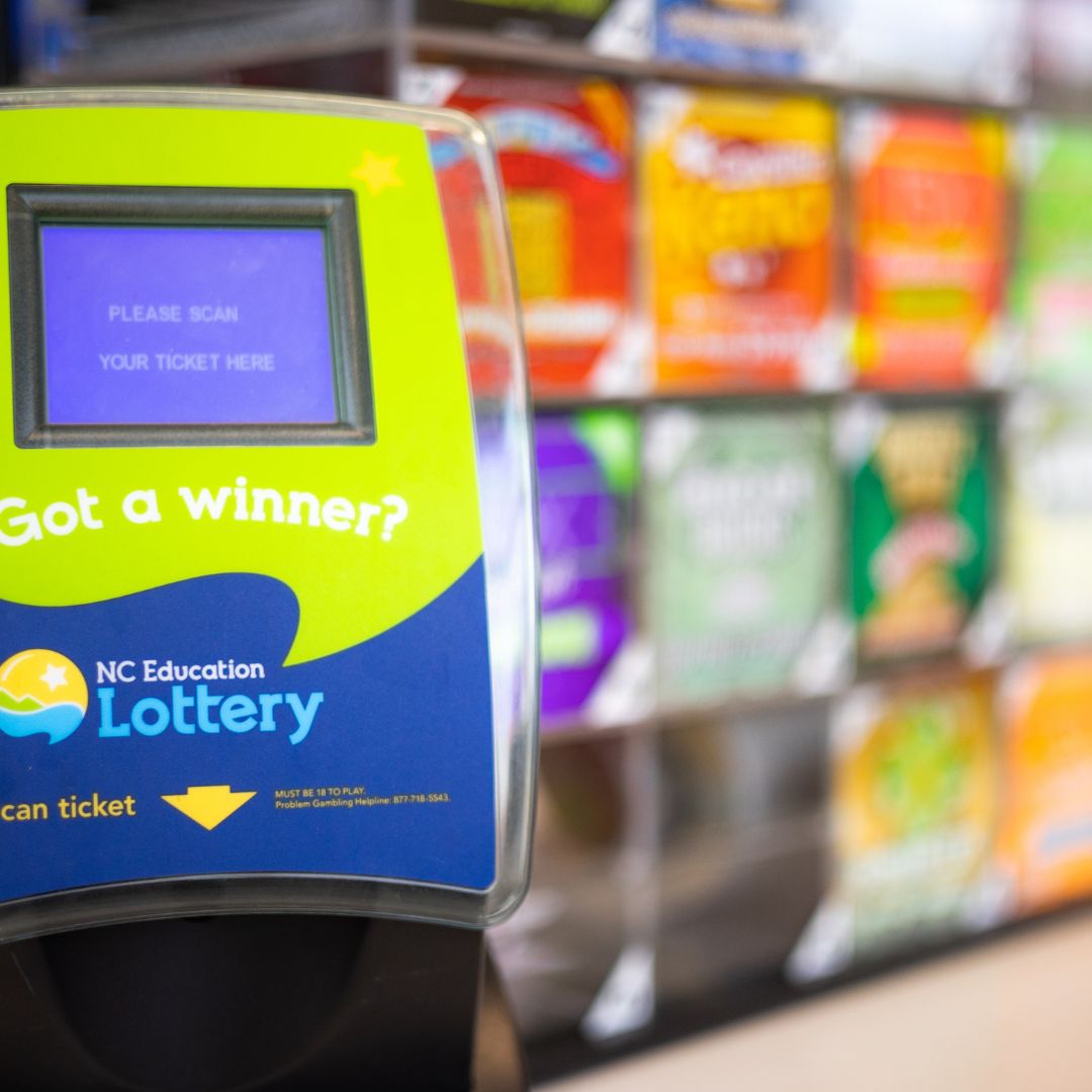 HomeRunMarkets's tweet image. Whether you're feelin' like you might end the year on a high note, or you're seekin' a way to kick 2025 off with a bang, swing through and pick up the ultimate party favors to the party tonight! 🎆💰🎉