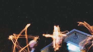 eloquestlydae's tweet photo. starting the year and ending the year with txt ! ! https://t.co/XKKNXaawIh