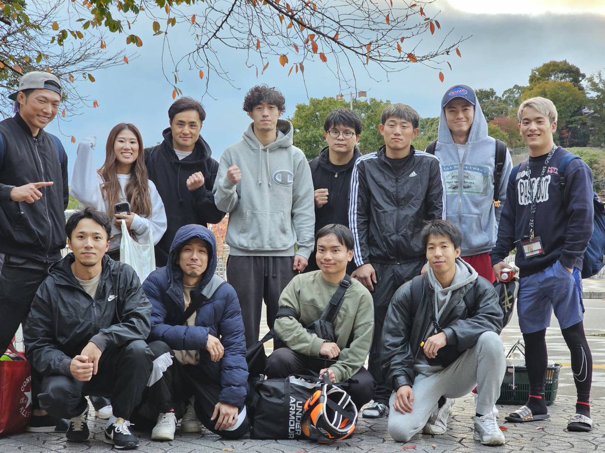 shinnosuke_otsu's tweet image. 来年もさらに成長した姿をお見せできるよう頑張りますので、引き続き応援よろしくお願いします！
どうぞ良い年末年始をお過ごしください！
#2024年自分が選ぶ今年の4枚 
#滋賀から世界へ 
#総合格闘技 #mma #格闘技 #グラップリング #スポーツ #筋トレ
