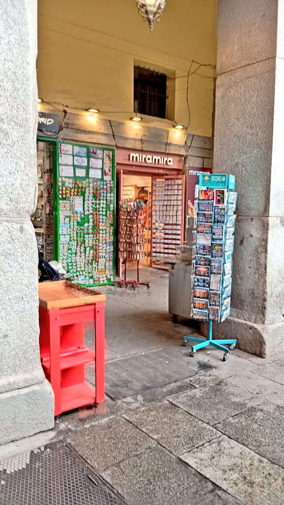 Residentes de la Plaza Mayor de Madrid y Aledaños tweet media