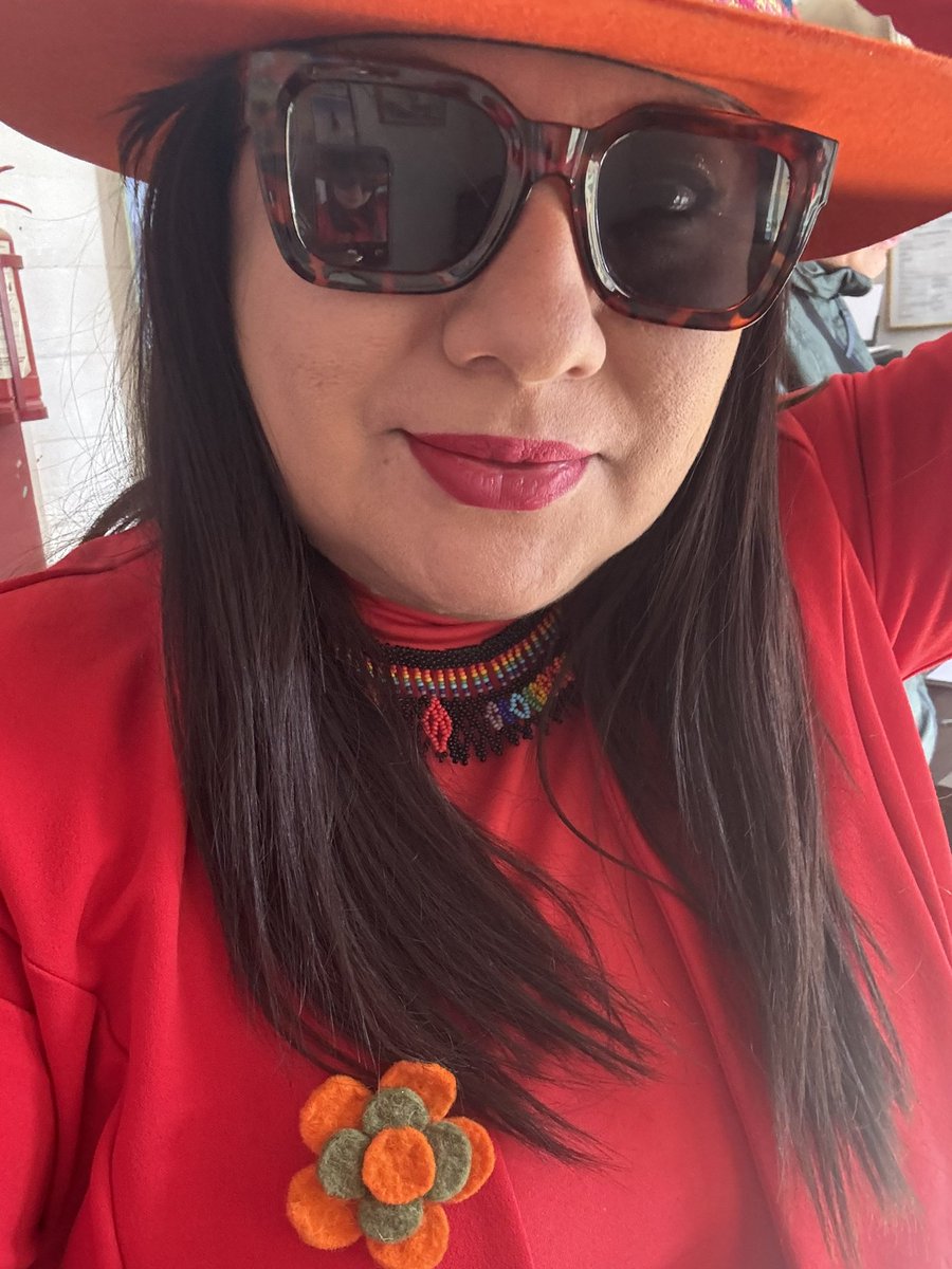 Gracias por este increíble año #2024 me enseñó que la resiliencia si es posible y que renacemos con cada día #2025 te abrazo y te recibo con la mejor #energia