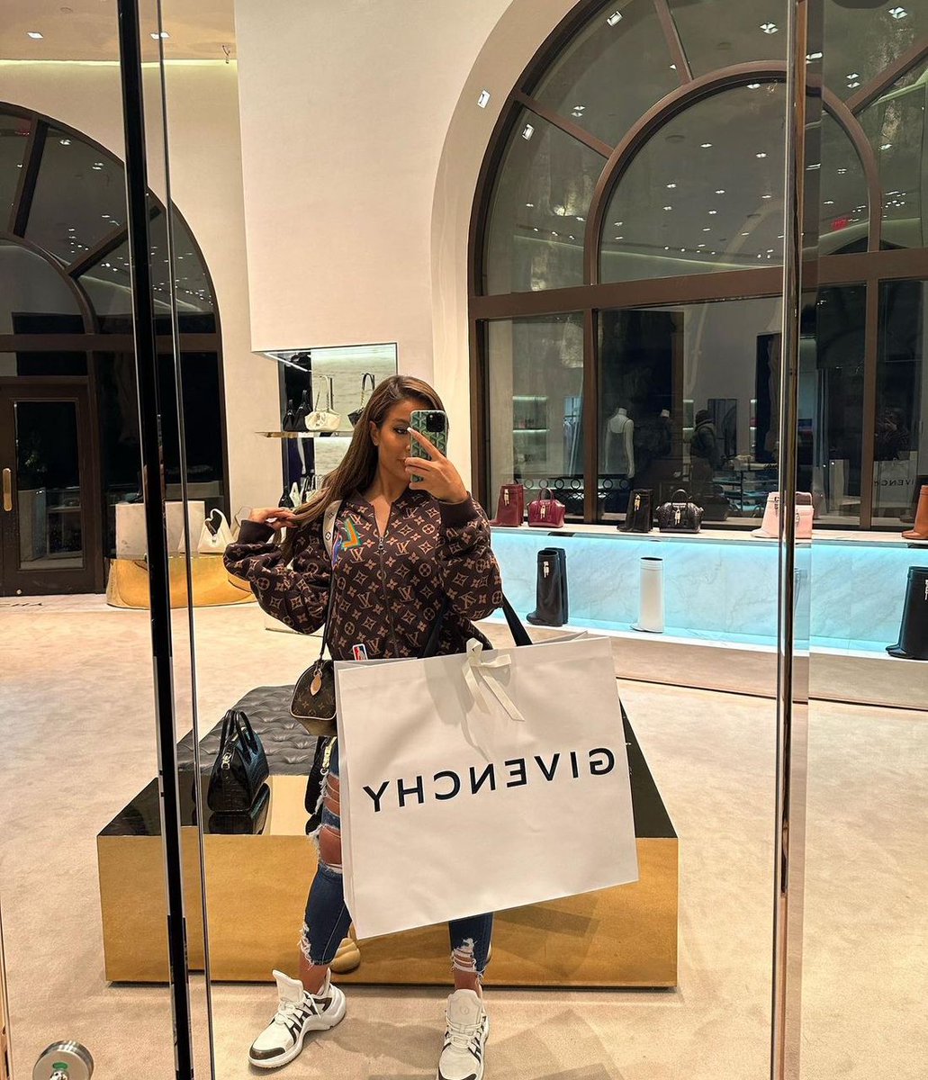 Is it true most the A student work for the C&amp;B grades students 
I was definitely one of them student and dropped out of university