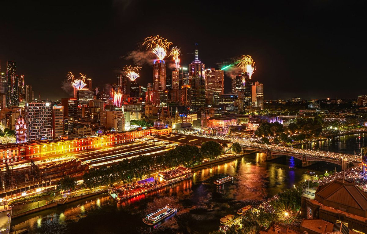 Happy New Year, Melbourne! 🎇

Here's to another spectacular year.