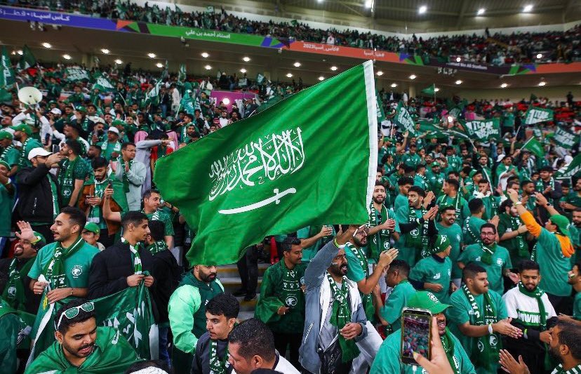 مبدئياً التشكيله ماعليها كلام 👌🏼🇸🇦
متفائلة جداً بـ مروان الصحفي ،
بإذن الله مساء فوز و تأهل 🤍
 #السعوديه_عمان