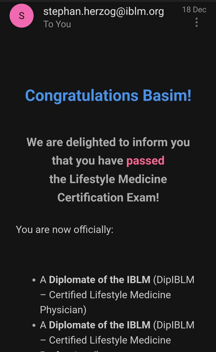 بكل سعادة، أشارككم خبر نجاحي في اجتياز اختبار شهادة طب نمط الحياة   وأصبحت الآن أخصائي طب نمط حياة معتمد!  
هذه الرحلة بدأت منذ سنوات عندما اكتشفت شغفي بتعزيز العافية ومساعدة الناس على عيش حياة أكثر صحة وتوازنًا. واليوم، أشعر بالفخر بأن هذا الشغف أصبح تخصصًا طبيًا معترفًا به،