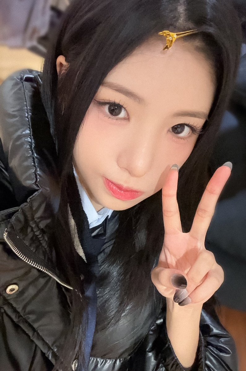 💚 [31.12.2024] Mensagem deixada pela #KANIE para os ODYz no b.stage

"Como foi seu 2024 ODYz? Estaremos juntos em 2025 também~!

Já passou 2024 e chegou 2025!
ODYz, desejo um excelente 2025! Conto com vocês 💚💚

DE. KANIE"

#ODDYOUTH #오드유스 <a href="/oddyouth_offcl/">ODD YOUTH (오드유스)</a>