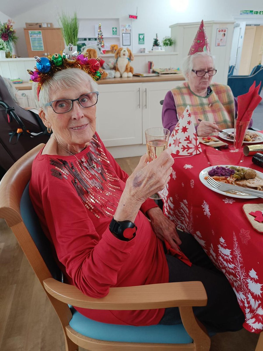 futurecaregroup's tweet photo. Christmas Day at Oaklands House was nothing short of wonderful! Our home was filled with laughter, joy, and the heartwarming spirit of togetherness that makes this season so special.

#CareHomeCommunity #CareHomesUK #CareHomeChristmas #ExcellenceInCare https://t.co/uL4bcQLSJz