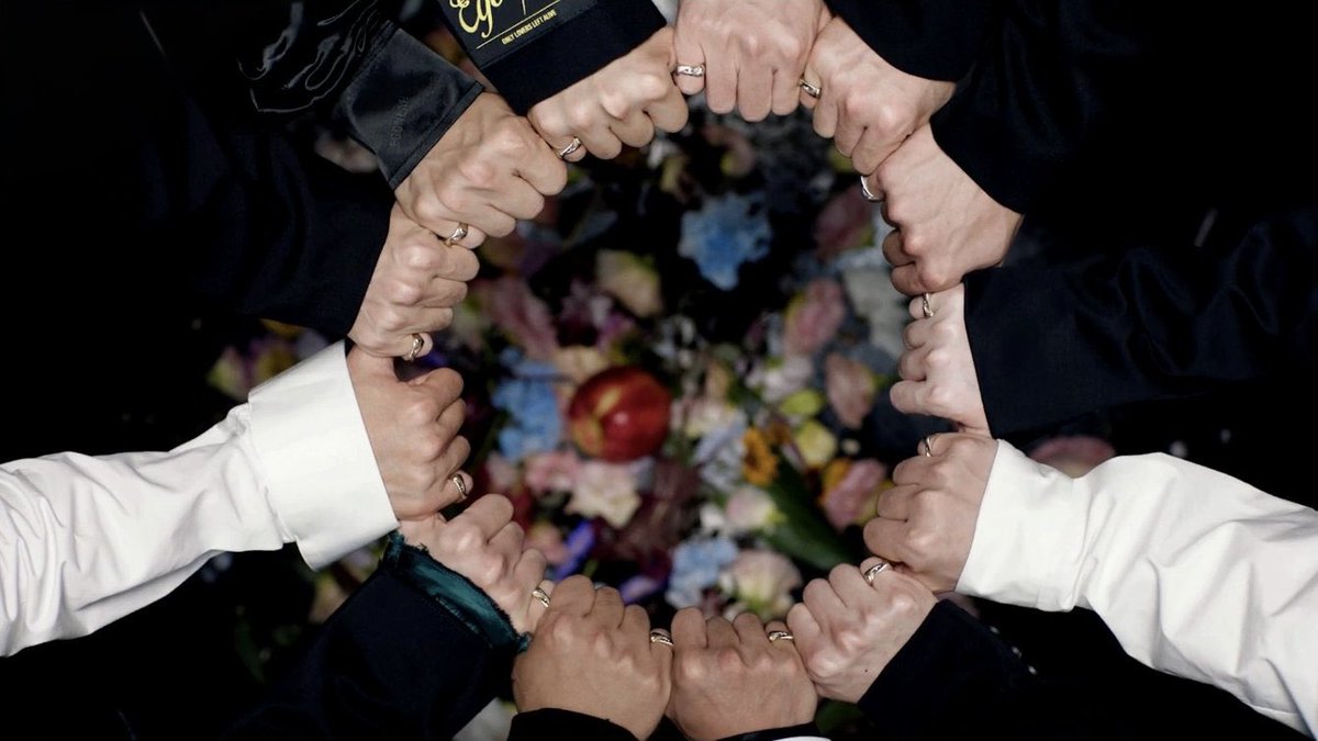 wonubliss's tweet image. thank you for saving my 2024 too, SEVENTEEN.