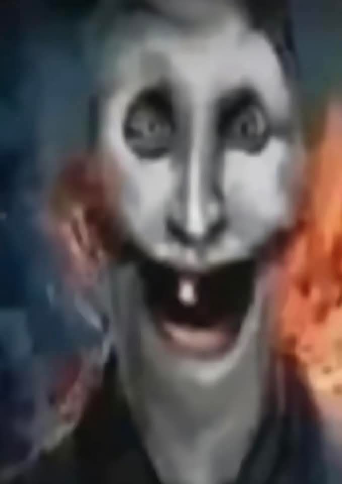 Al borde de la locura, entre enero y febrero van a salir 5 showcase de models que he hecho aaaaaa locuraaaaa