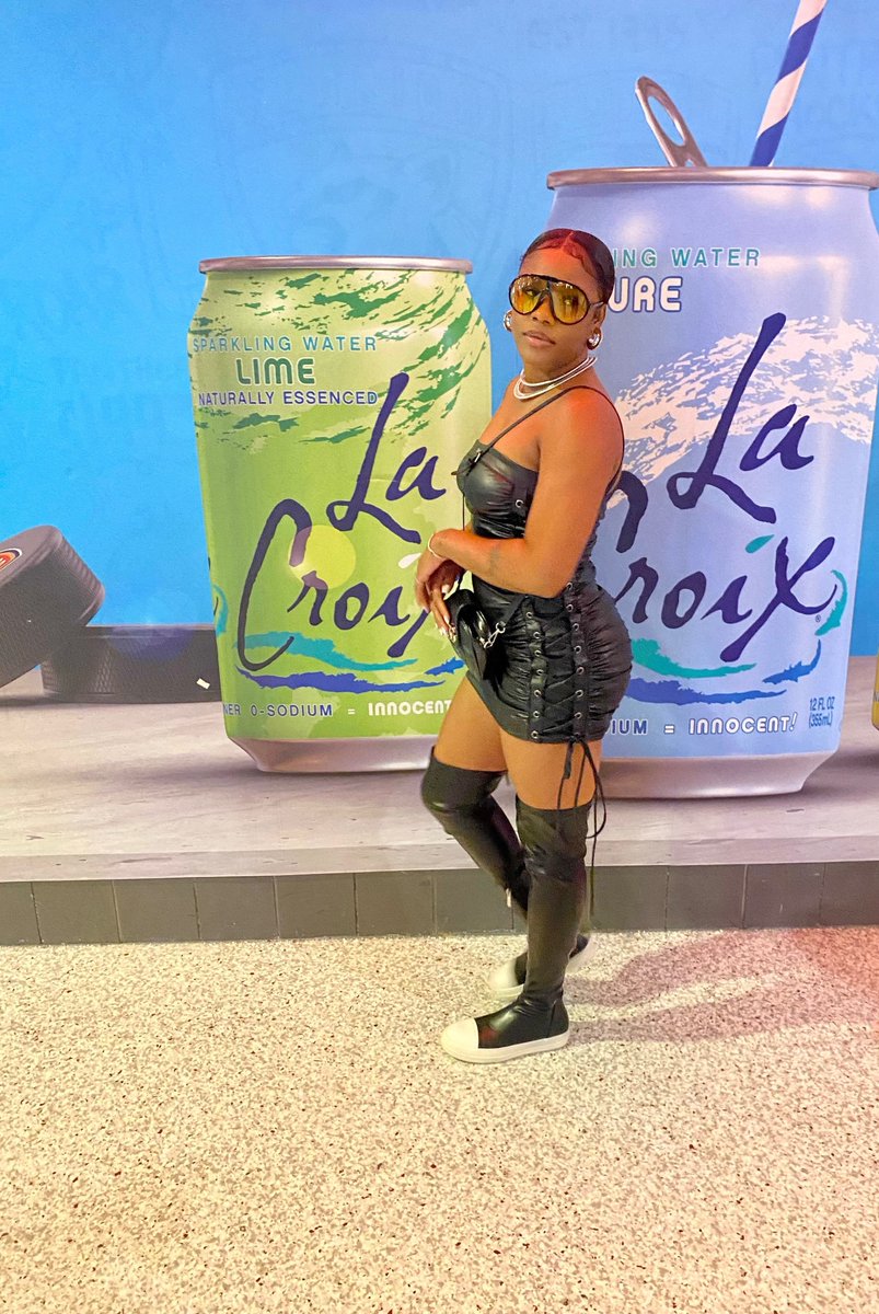 Tia (@tia082914) on Twitter photo 