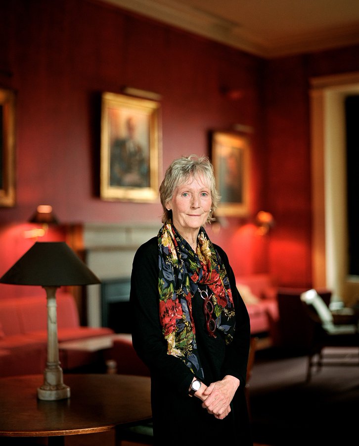 Congrats to Fellow of King’s College Professor Ashley Moffet, who has been made Companion of the Most Distinguished Order of Saint Michael and Saint George (CMG) for her services to reproductive health.🔬🥼

📸© Jooney Woodward 2023