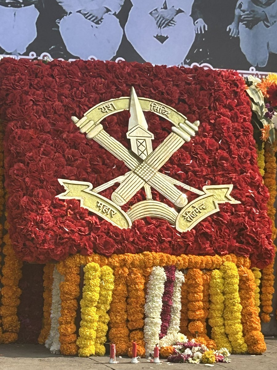 sukhsamrudhi22's tweet image. भीमा कोरेगाव शौर्य दीन चिरायू होवो.🙏🙏🔥🪷
#भीमा_कोरेगांव_शौर्य_दिवस 
#भिमा_कोरेगाव_शौर्यदिन 
#शौर्य_दिवस