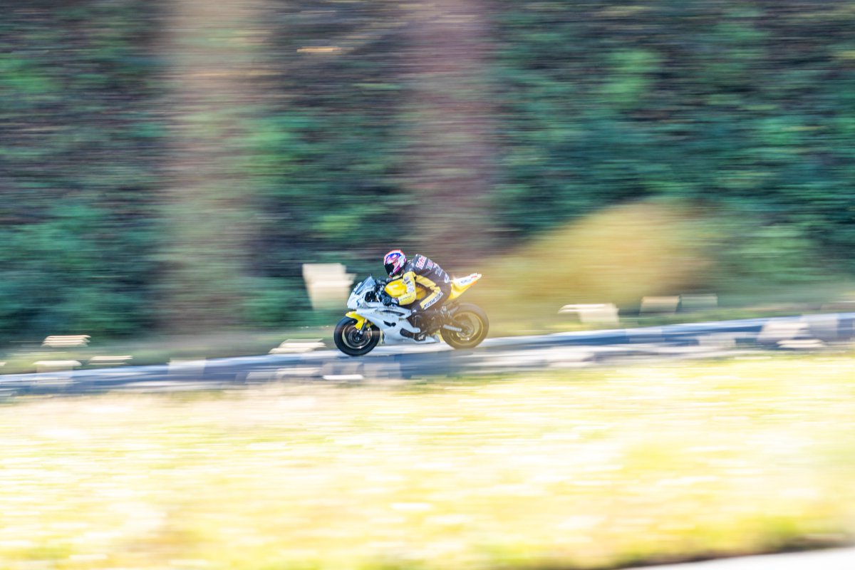 tamusyun84's tweet photo. 2024年も、応援していただきありがとうございました!
今年も、チームのレースを通して多くのことを学ぶことが出来ました
学んだことを活かして、来年も進化できるよう頑張ってまいります!
皆様良いお年をお迎えください🎍
#TeamSEKI
#TRP
#Tribefactory https://t.co/4BBsYNWyIq