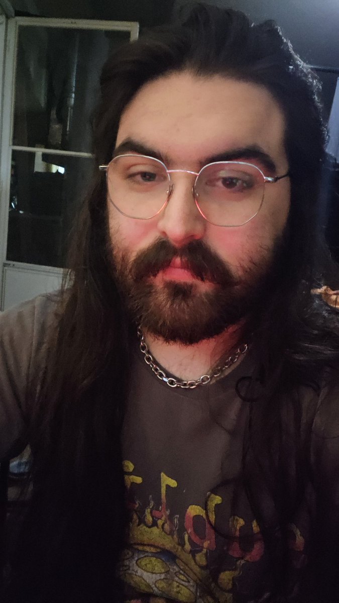 WrapsTV's tweet photo. I got my first haircut in 9 years yesterday https://t.co/iyF00nnDvH
