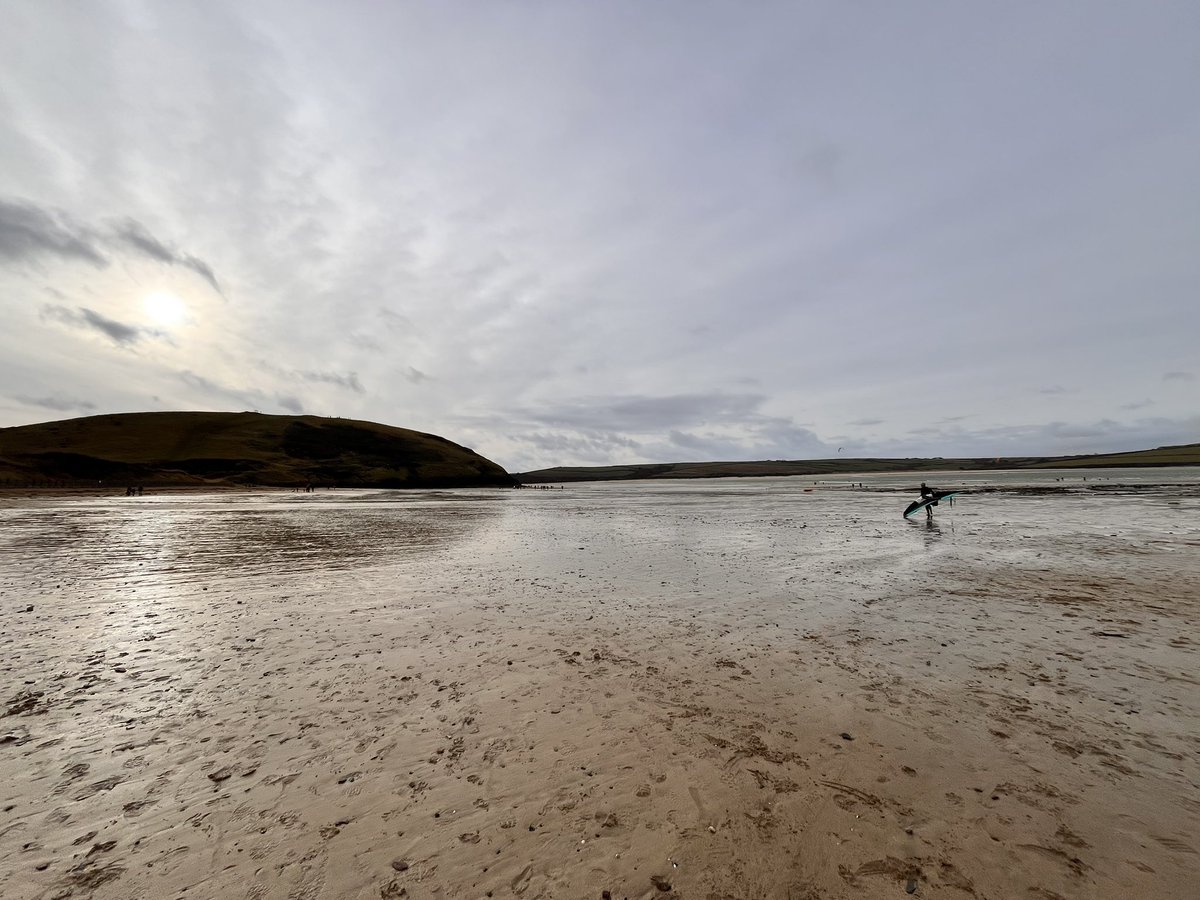 PurlDesign's tweet image. As 2024 draws to a close we are getting ready to welcome 2025… make it count, don’t waste a second, here’s to adventures, smiles and happiness #HappyNewYear2025 #Cornwall #daymerbay #rock #happydays