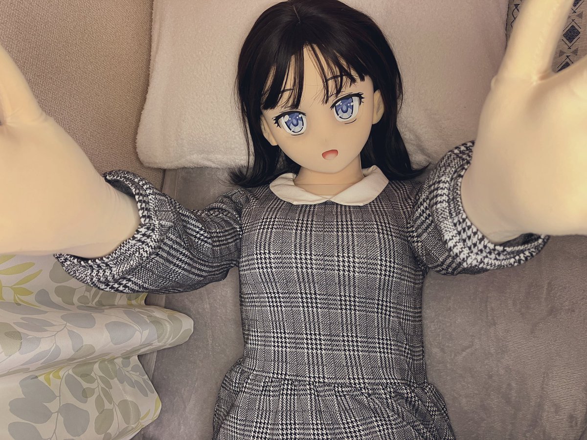 今年も残すところ30分足らずとなりました
他のドーラーさんのような質や頻度には及びませんが、来年も自分なりに等身大ドールとの暮らし方や楽しみ方を細々と発信していけたらと思います☺️

＃ドールcollection ＃等身大ドール
