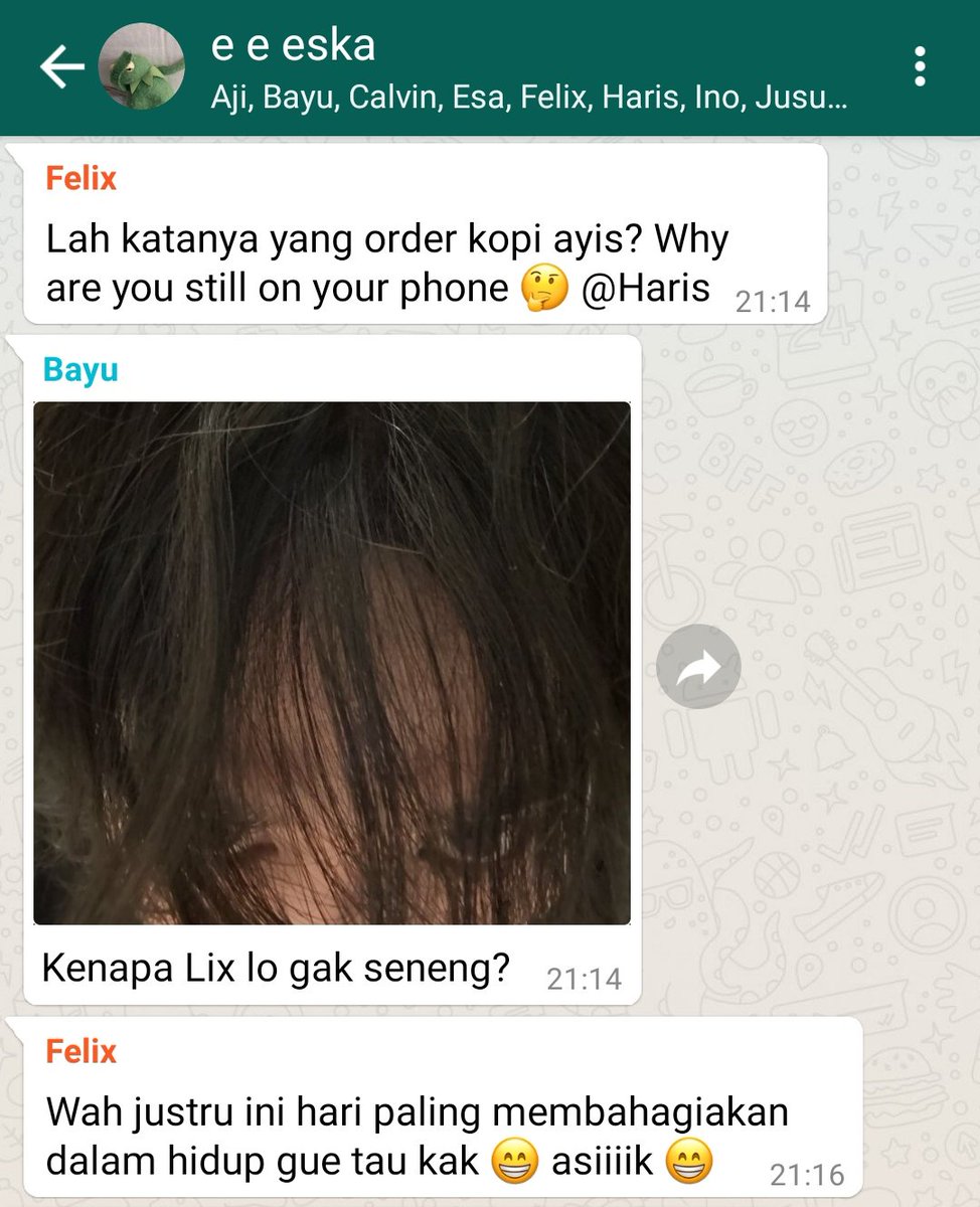 eskalokal's tweet photo. Momen setahun sekali https://t.co/OVLAQy1Ceb