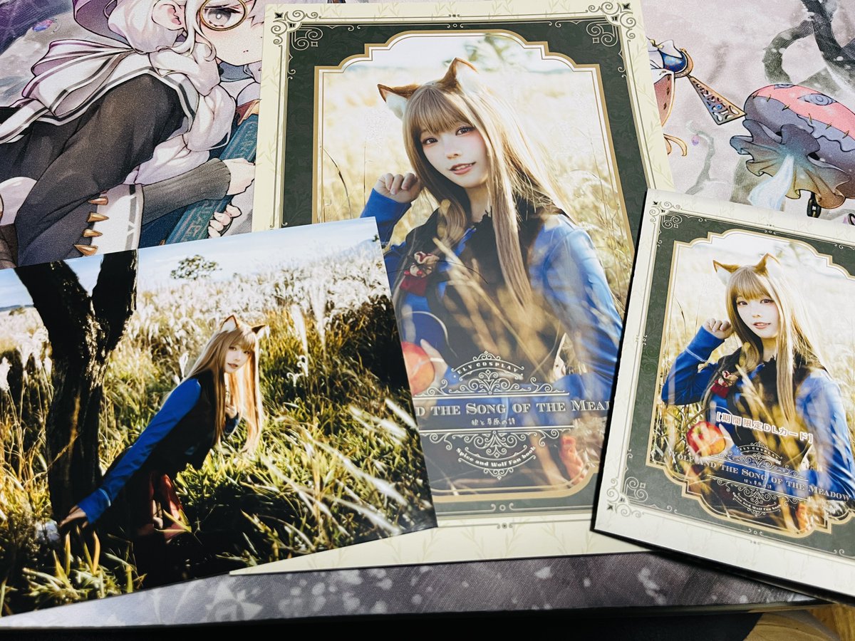 nao_isLoved's tweet photo. コミケ戦利品
Elyさん(@Ely_eee )の賢狼ホロ写真集セット
1ページ1ページから物語を感じられる程、シンプルに美しいって言葉に尽きる
一種の美術作品と言っても過言じゃない https://t.co/pzgMhmmCrr