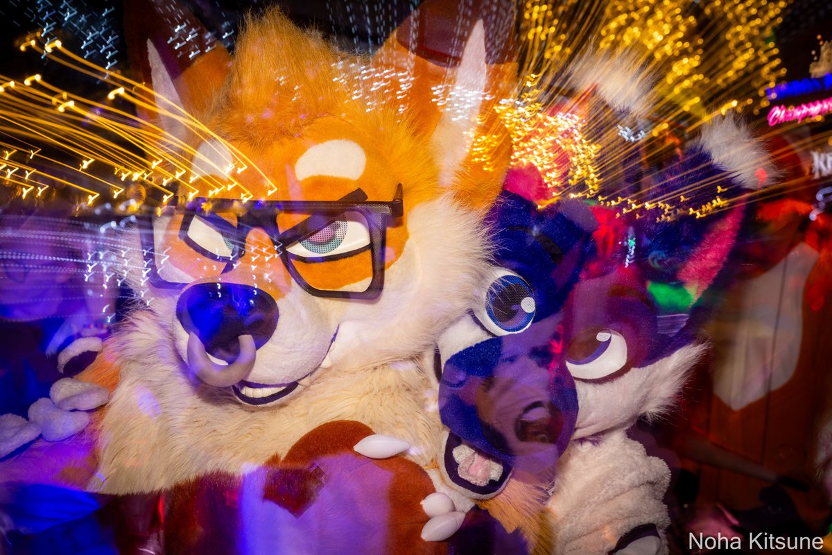 London Furs Boat party photos are now public! Cover features Twitch and Klue flickr.com/photos/1156451…