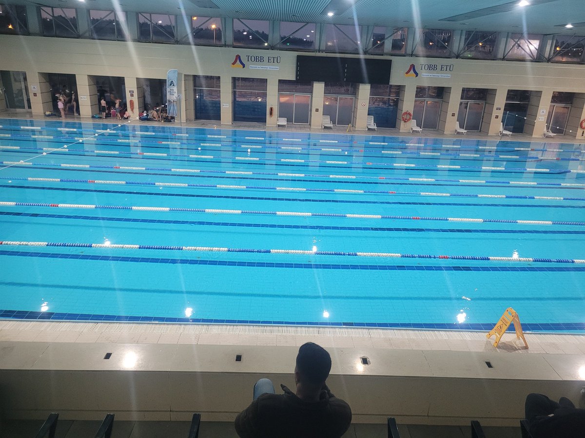 Yılbaşı günü torununun kursu varsa gelinir.
Çünkü;
Anane olmak bunu gerektirir 🫶🥰