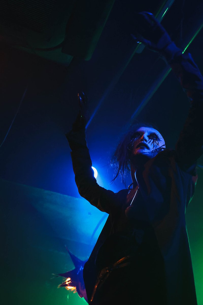 TCST_official's tweet photo. HAPPY NEW YEAR 2025

2024/11/01 at Club Malcolm Shibuya,Tokyo
The Candy Spooky Theater
Rock'n Child's Spook One Man Show Baby!!
"Pumpkins Scream In The Dead Of Night Parade 2024"
Photo: Reiko Arakawa (zoisite) https://t.co/hEXV3ZRQmd