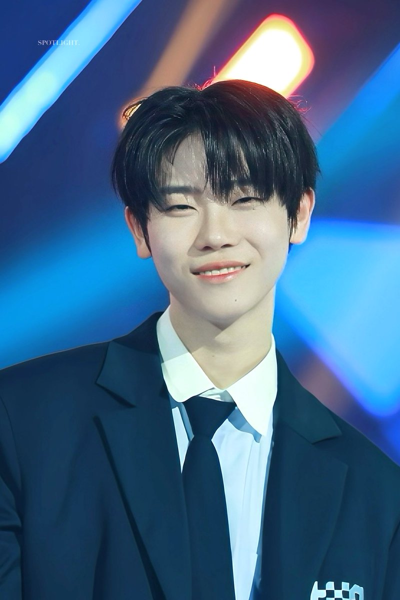 Spotlight927_'s tweet photo. 2025년도 잘부탁해.ᐟ

#CLOSEYOUREYES #클로즈유어아이즈
#장여준 #JANGYEOJUN #チャンヨジュン https://t.co/JD68R0MsSr