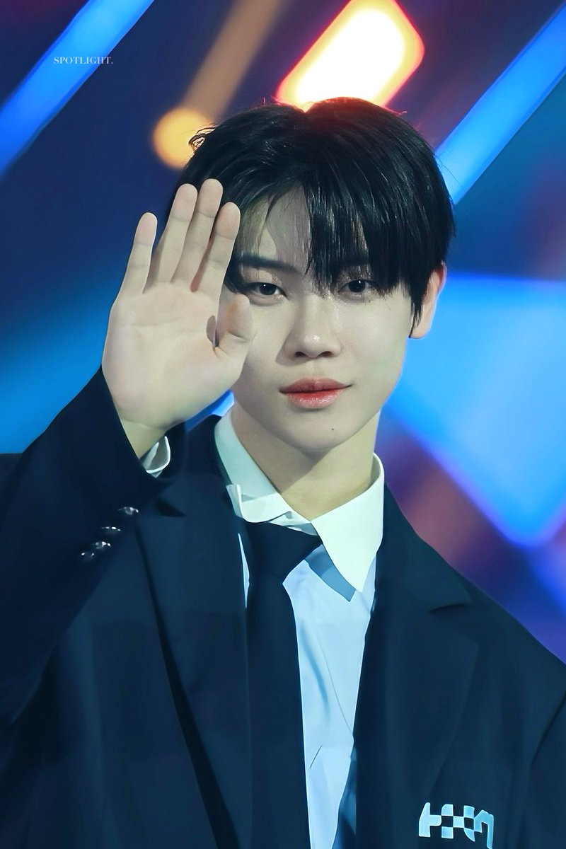 Spotlight927_'s tweet photo. 2025년도 잘부탁해.ᐟ

#CLOSEYOUREYES #클로즈유어아이즈
#장여준 #JANGYEOJUN #チャンヨジュン https://t.co/JD68R0MsSr