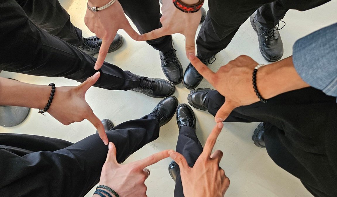 2024년,
평생 잊지 못할 피커스 데뷔✨️

내년에도 함께하자

#피커스 #PICKUS