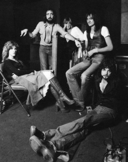 hourlybn's tweet image. 50 years ago today, as the story goes, Lindsey Buckingham and Stevie Nicks officially joined Fleetwood Mac as a package deal, and the rest - the drama, the love, the amazing music, and a legacy that continues on after the end of the band - is history.