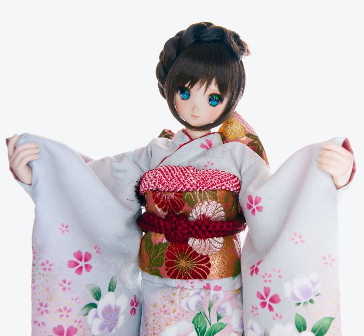 明けましておめでとうございます🎍
今年もよろしくお願いします🎵
ドール写真も去年より撮れるといいな～📸