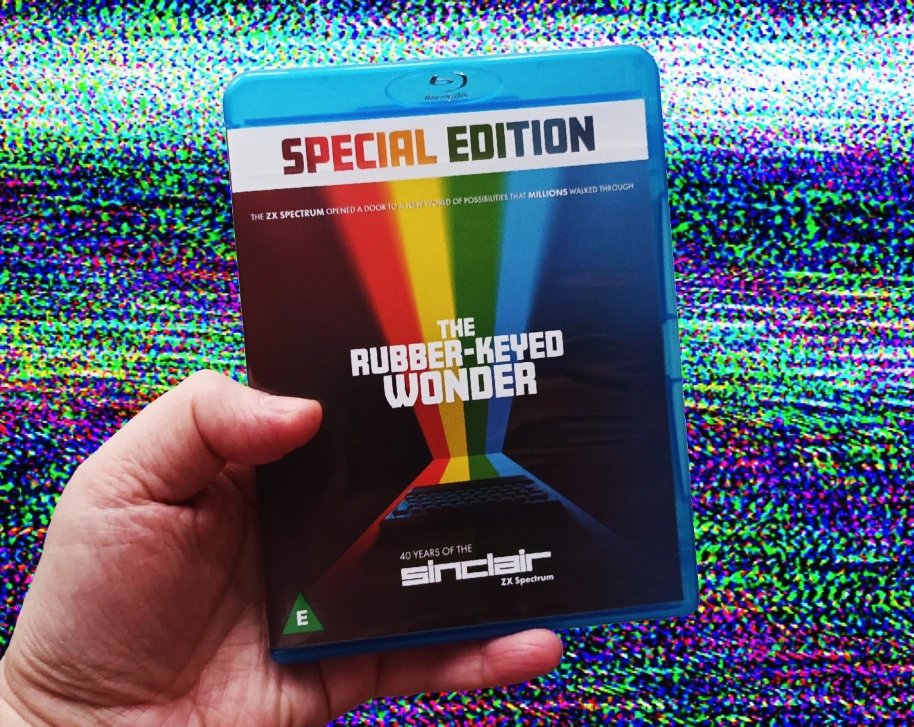 WhosThatGav's tweet photo. I think I'm gonna enjoy this rather a lot. ❤️💛💚💙💿 #TheRubberKeyedWonder #ZxSpectrum https://t.co/5i7OfR2bCj