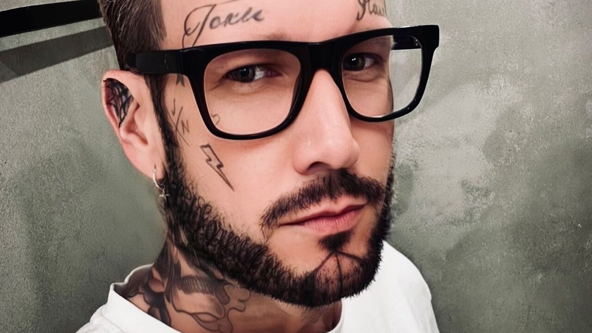 Jörg Hansen über Sams Sieg bei "Das große Promi-Büßen" und seine Unterstützung für Bobby Chamberz

Sam Dylan hat die diesjährige Staffel von "Das große Promi-Büßen" gewonnen und sich gegen Bobby Chamberz durchgesetzt. Jörg Hansen, ein Konkurrent, äußert … aktuellmagazin.de/jorg-hansen-ub…