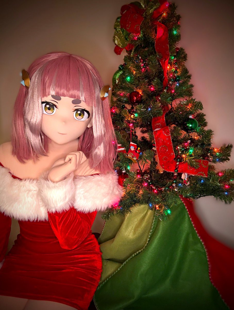 One final “HAPPY HOLIDAYS” for 2024!!

#kigurumi  #着ぐるみ