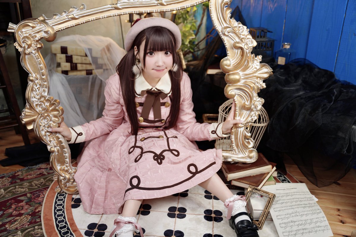 あけましてッてッて〜🎶
おめでとうございます˓˓ ᕱ⑅ᕱ ˒˒

2025年もきらりらしく🐰🎀
焦らず、怒らず、いつも心穏やかに
まいぺーすに生きていきたいです🍬

今年もよろしくお願いしますッ໒꒱˚˙